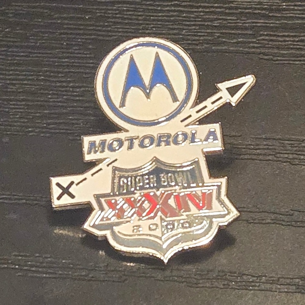 Motorola Super Bowl XXXIV (34)‎ Enamel Pin